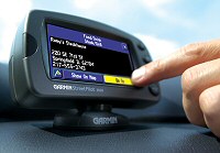 Berührungsempfindlicher Farbbildschirm (Touchscreen) - anklicken, um dieses Bild noch größer zu sehen... (700 KB) zu sehen